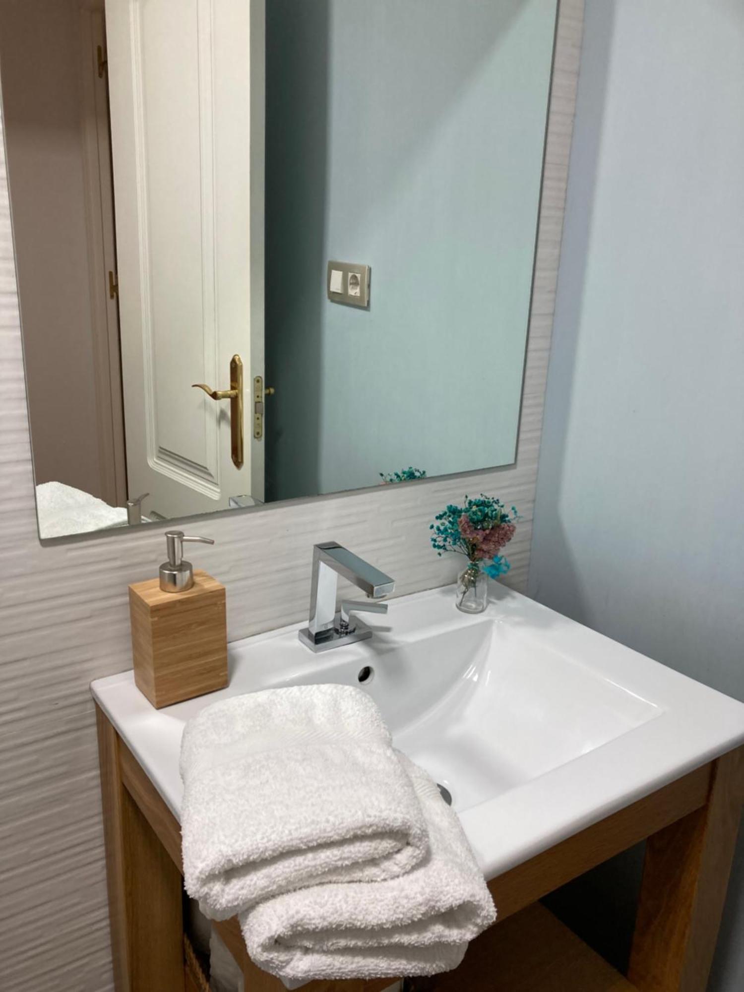 Apartamento Enriqueta Granada Eksteriør bilde